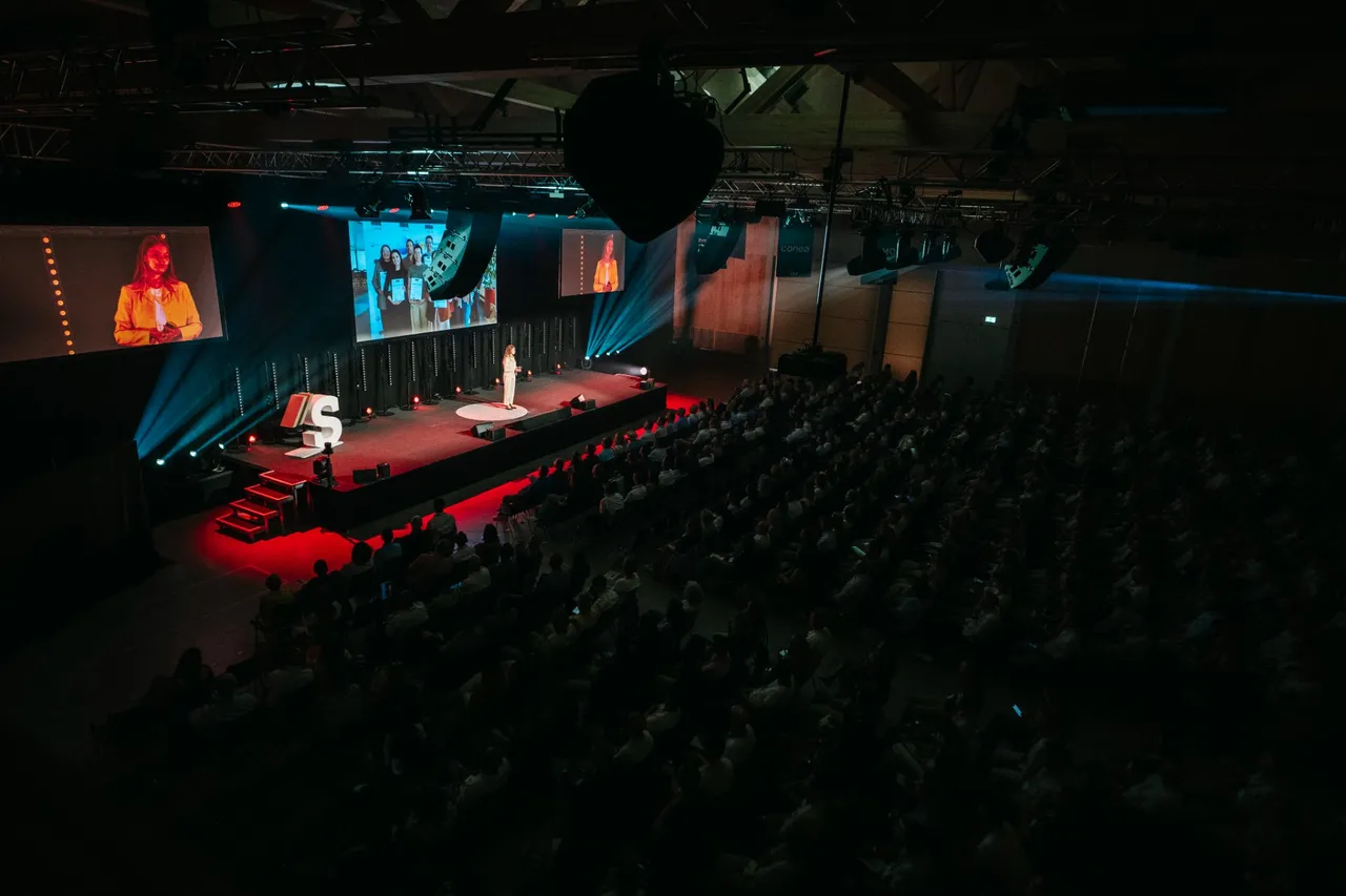 Yaël Meier – Keynote Speaker generationenmanagement
